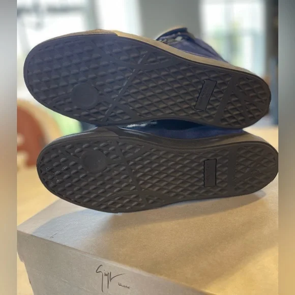 Authentic Giuseppe Zanotti Sneakers - Picture 8 of 10